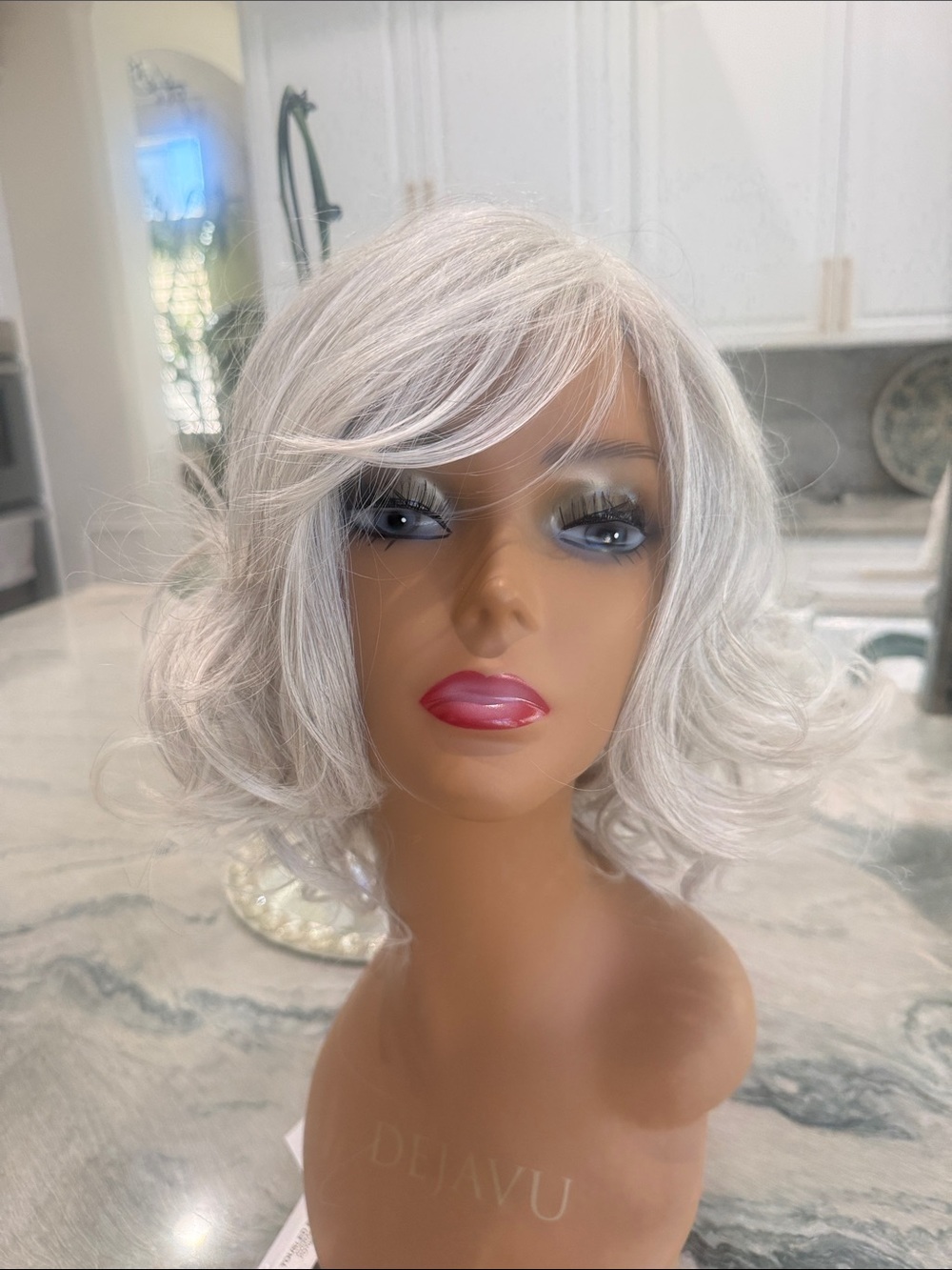 Tousled Bob Short Silver Layered Marlyn Monroe Bob Wig for Women